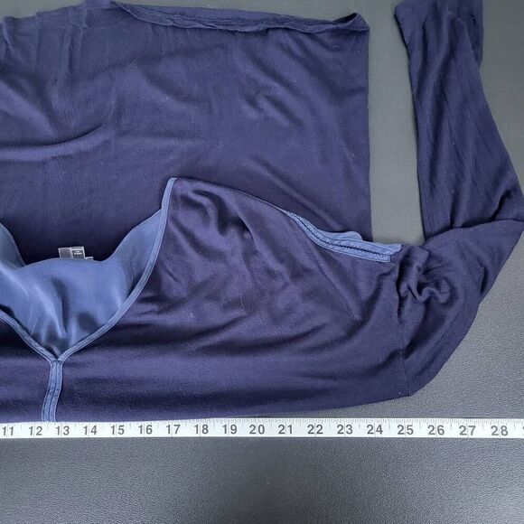 Vince Womens Silk Top Blue Size Medium V Neck Long Sleeve Pullover Lightweight - Picture 6 of 7
